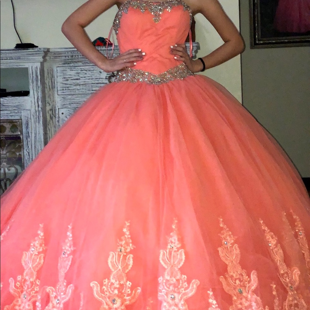 XV DRESS